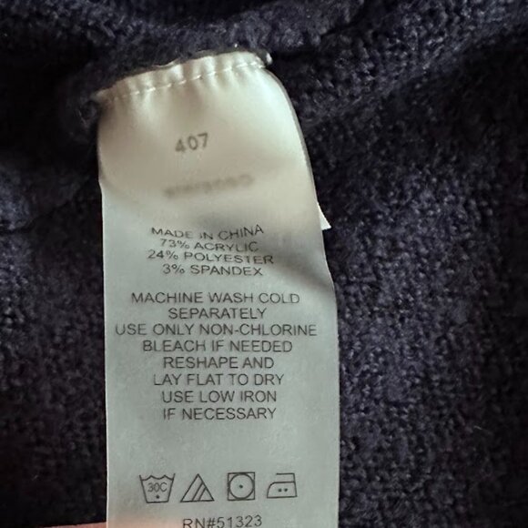 Vince Camuto Extended Shoulder Color Blocked Sweater - Picture 7 of 7